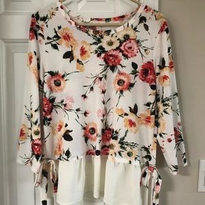 NWT Pretty Floral CC Shirt w/ side ties & chiffon